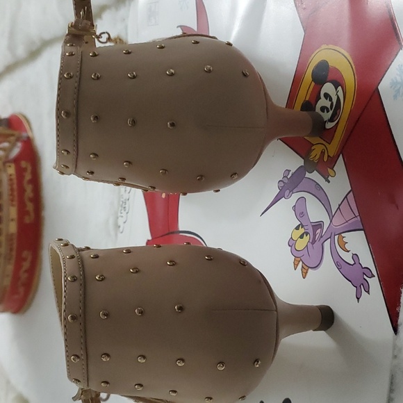 Nanette L. Shoes - Picture 5 of 7